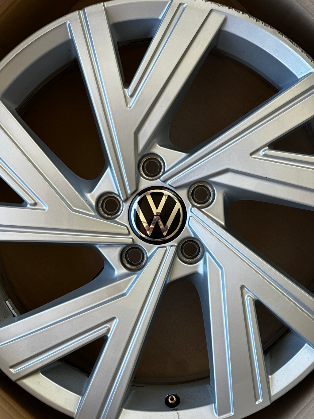 Original VW Alufelge Bergamo 5H0601025AB / M Felge 7,5Jx18 ET51