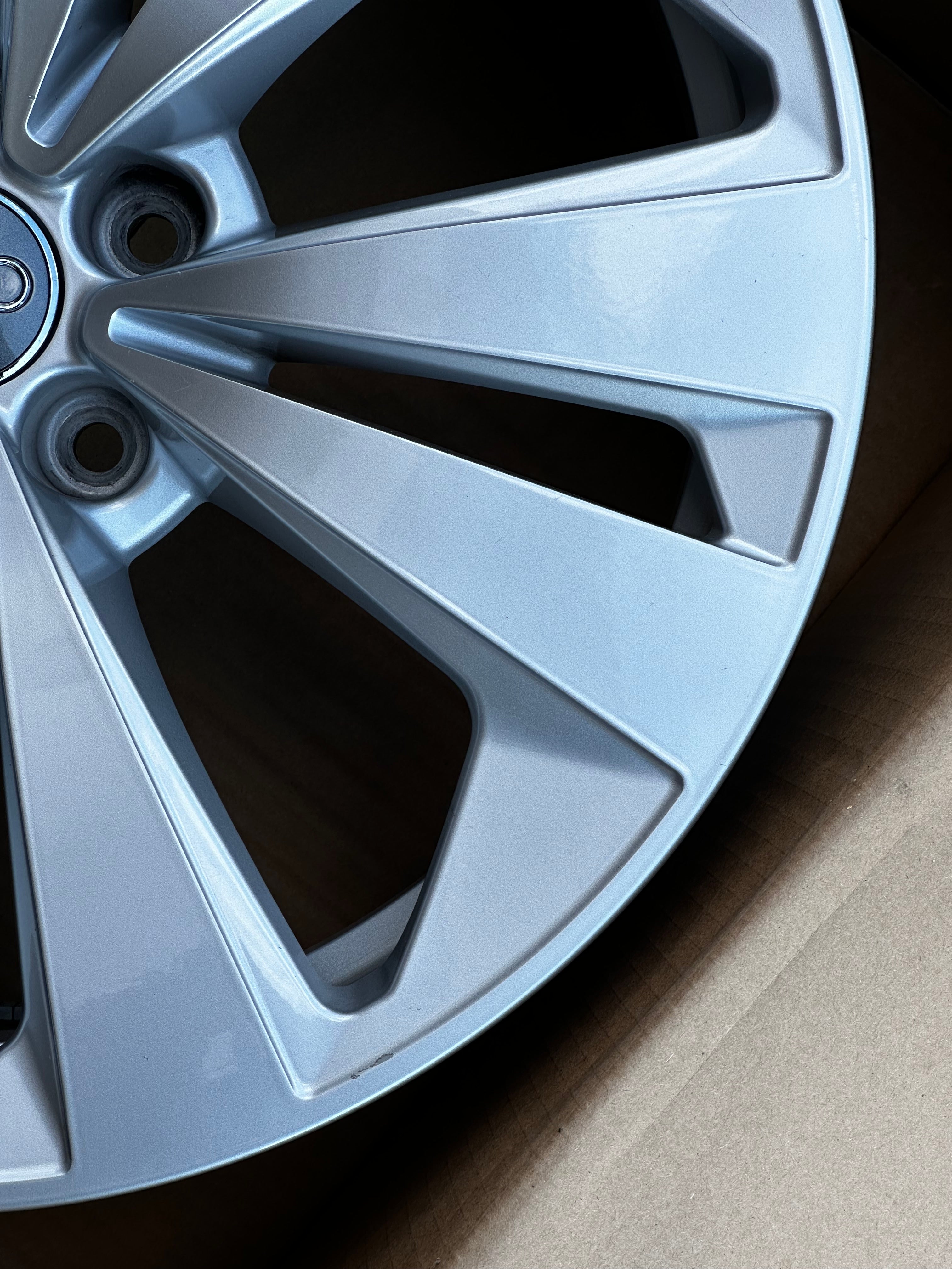 Audi Q8 Felge 4M8 601 025 19 Zoll Original Wheel 1X