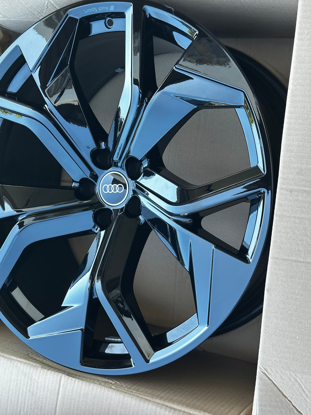 4M8601025DC ORIGINAL 23 Zoll Audi Q8 RSQ8 10,5 23Zoll Alufelge