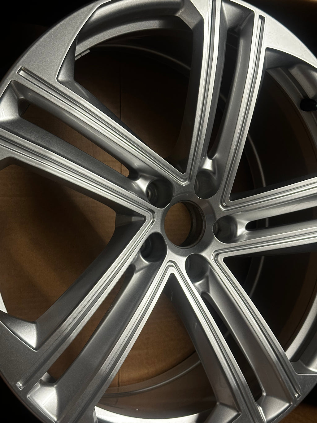 Audi A7 S7 C8 Felge 21 Zoll 4K8601025H 8,5Jx21 ET30 Original 4KA G2