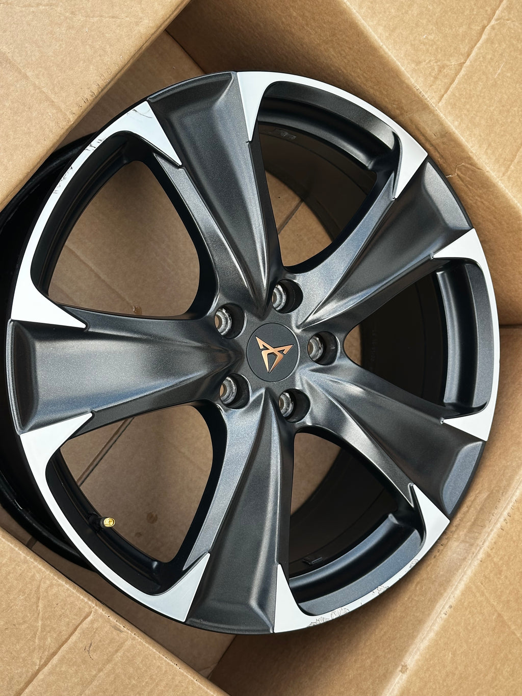 5FA601025F Original Seat Leon Cupra 5FA 19 Zoll 8Jx19 ET49 Alufelge