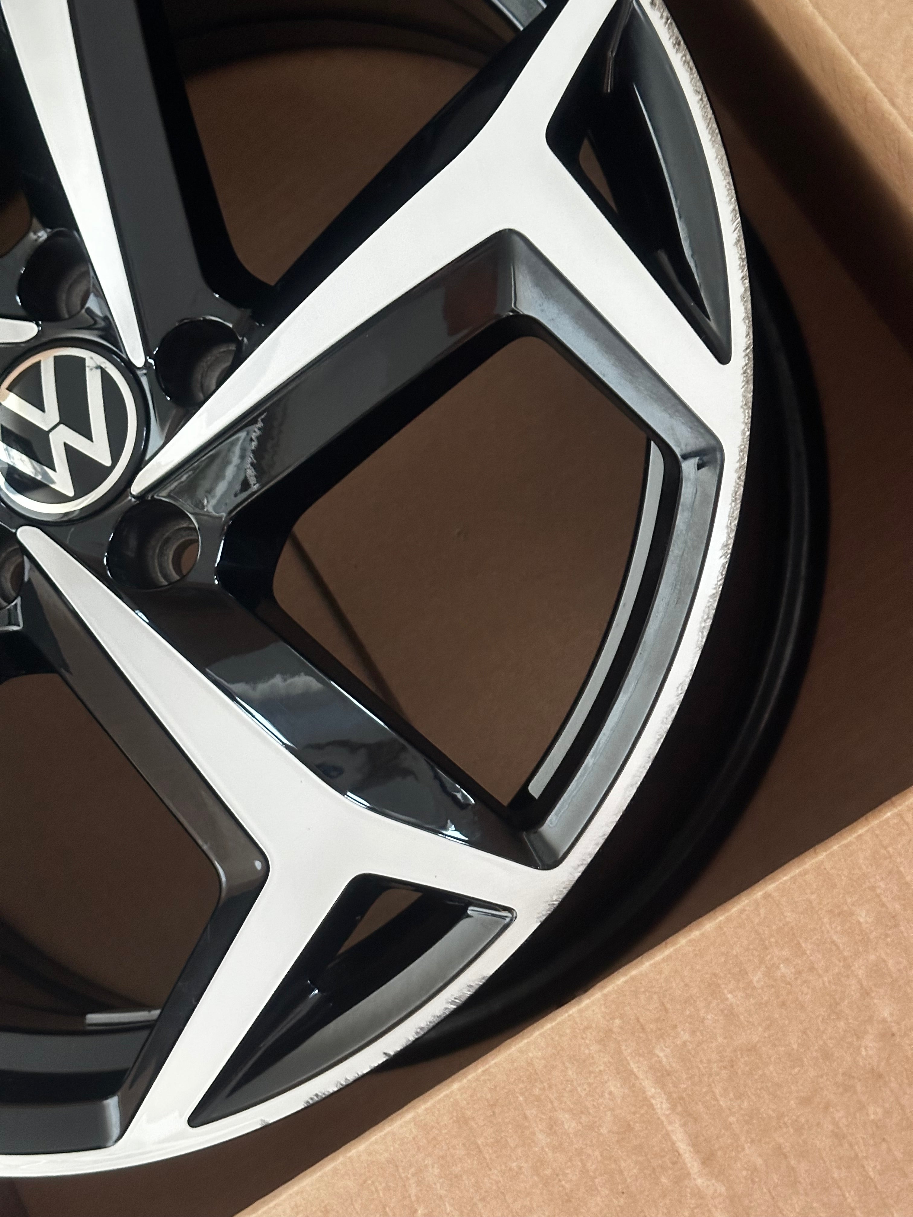 3G0601025BG VW Passat B8 Felge 18 Zoll Bonneville 8Jx18 ET44 Original
