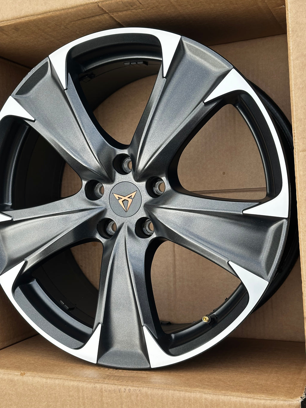 5FA601025F Original Seat Leon Cupra 5FA 19 Zoll 8Jx19 ET49 Alufelge