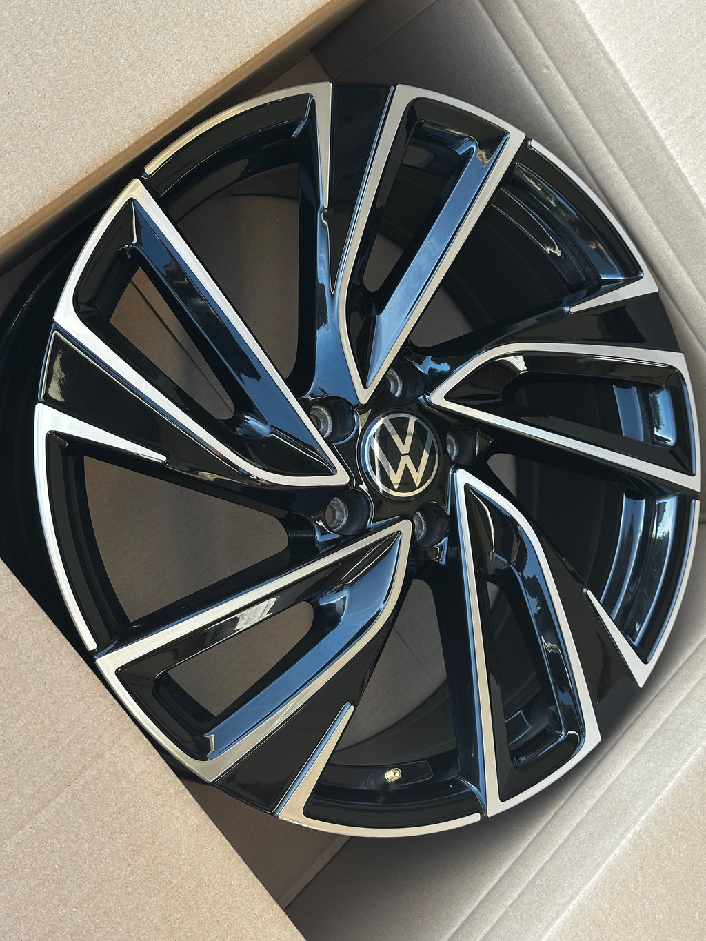 VW Golf 8 GTI GTD R Adelaide Alufelge 19 Zoll Original 5H0601025R