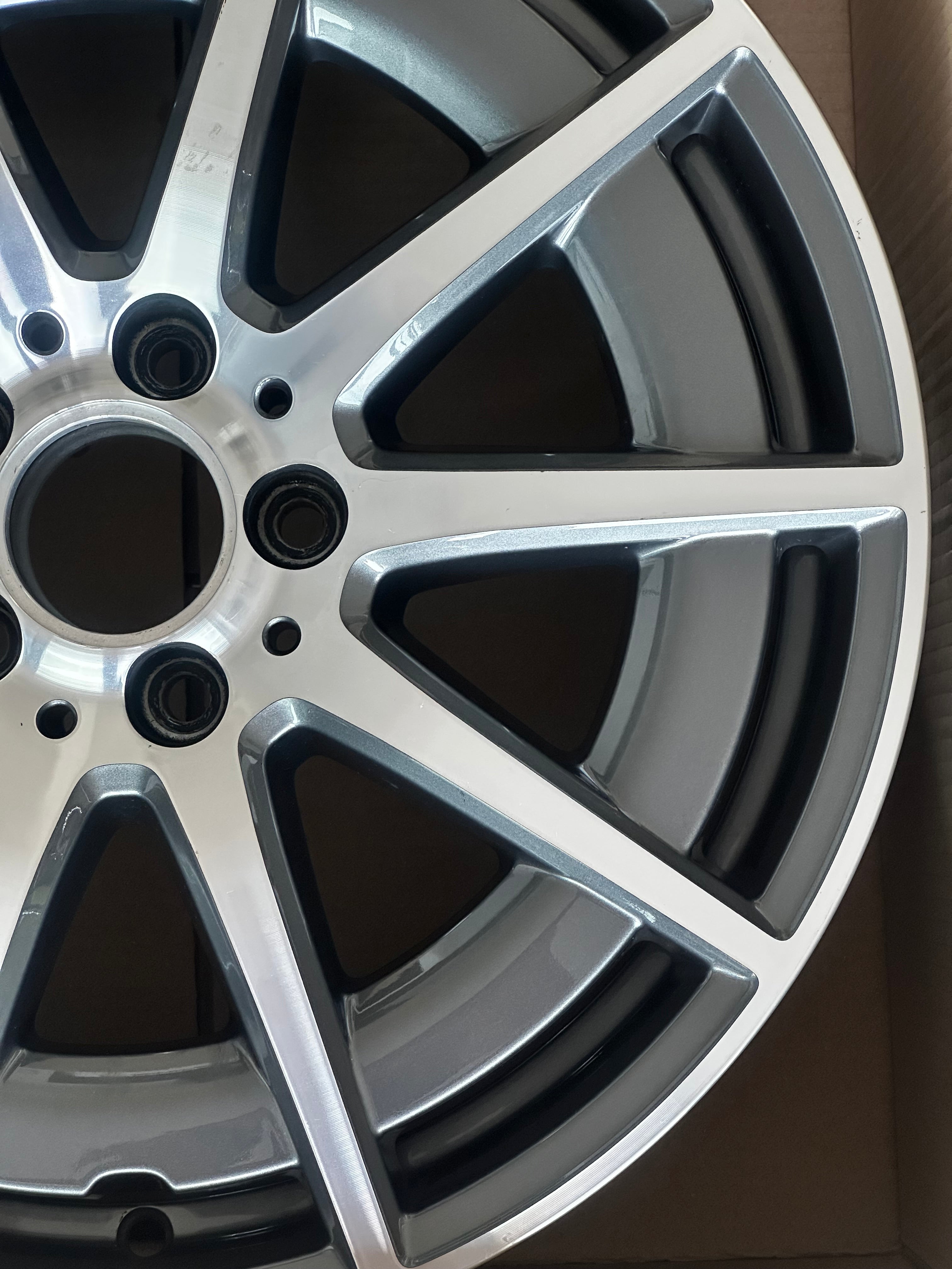 1X C-Klasse C43 AMG Felge 18 Zoll W206 S206 A2064012100
