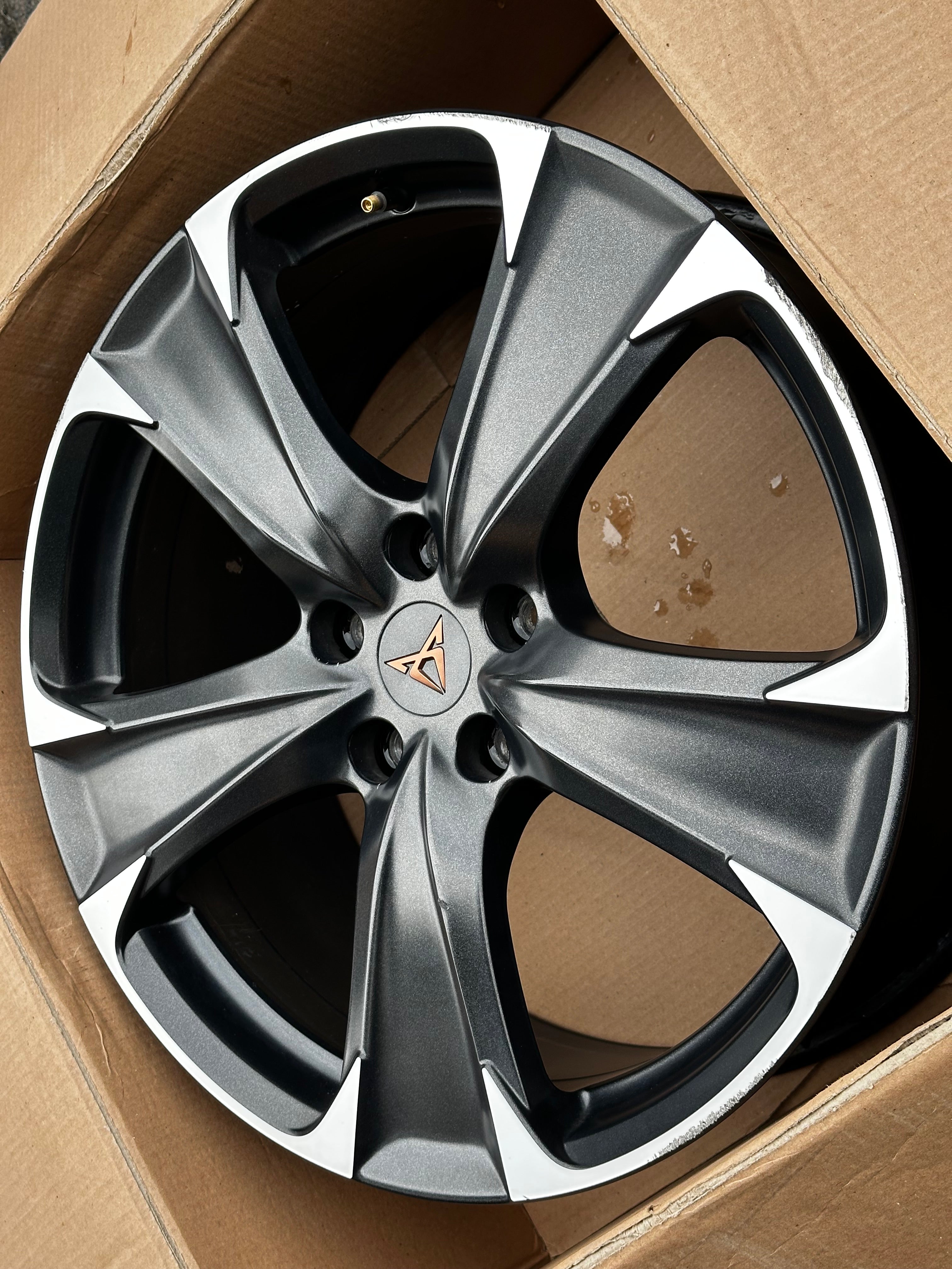 5FA601025F Original Seat Leon Cupra 5FA Alufelge 8Jx19 ET49 19 Zoll Einzelfelge