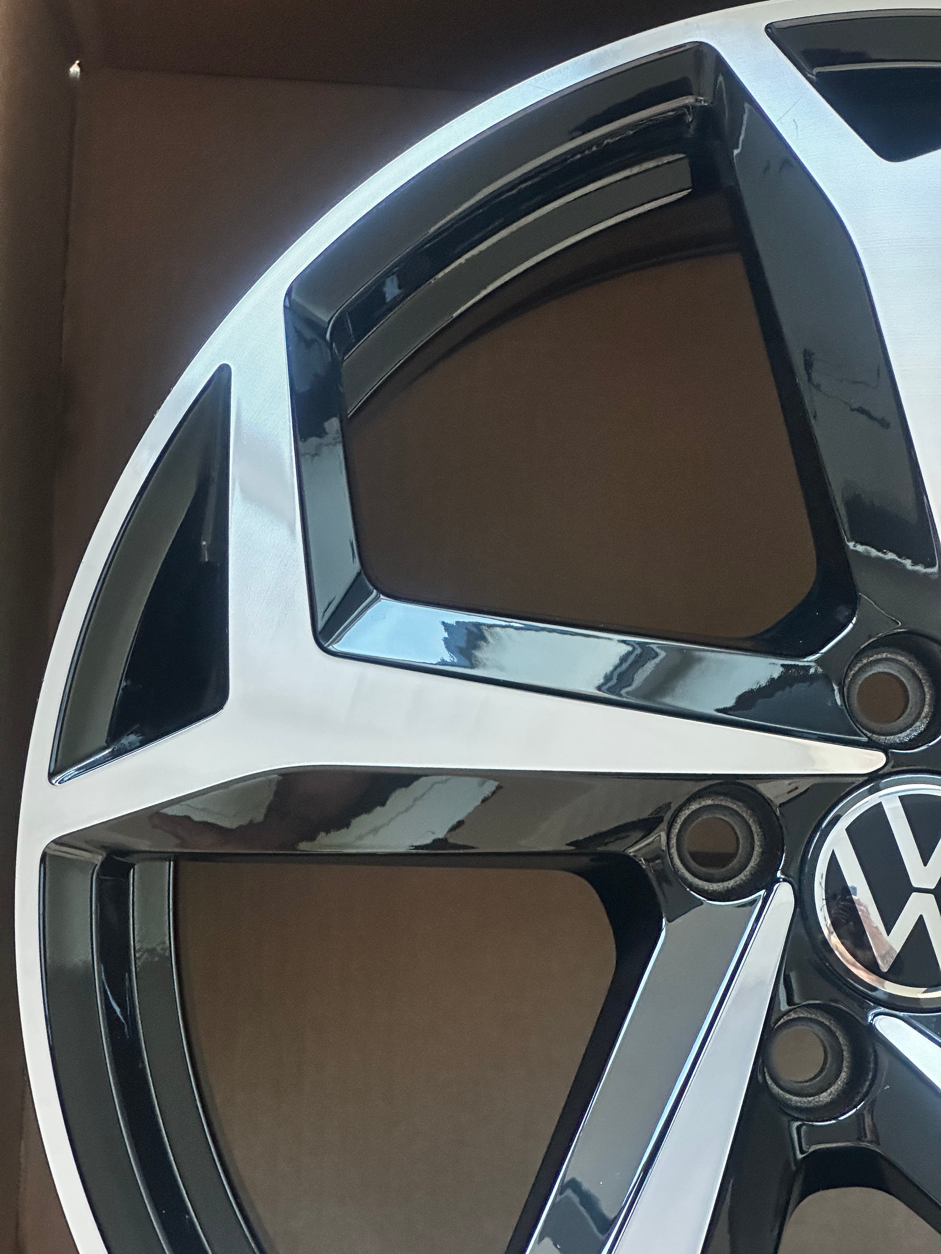 1X VW Passat B8 Bonneville Felge 18 Zoll 3G0601025BG 8Jx18 ET44 Original