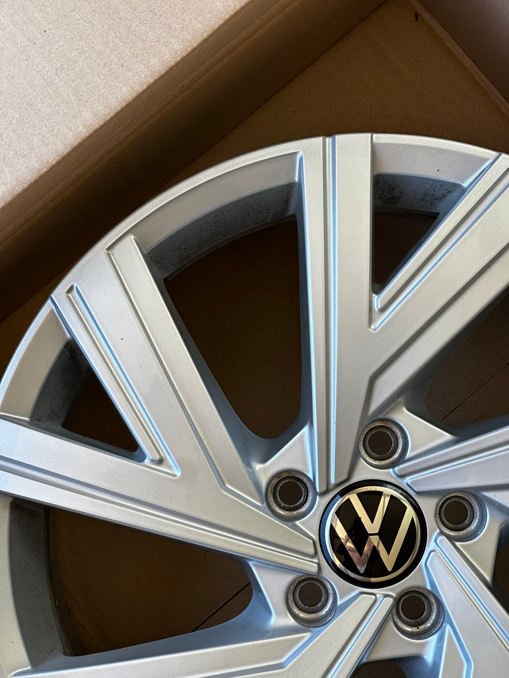 Original VW Alufelge Bergamo 5H0601025AB / M Felge 7,5Jx18 ET51