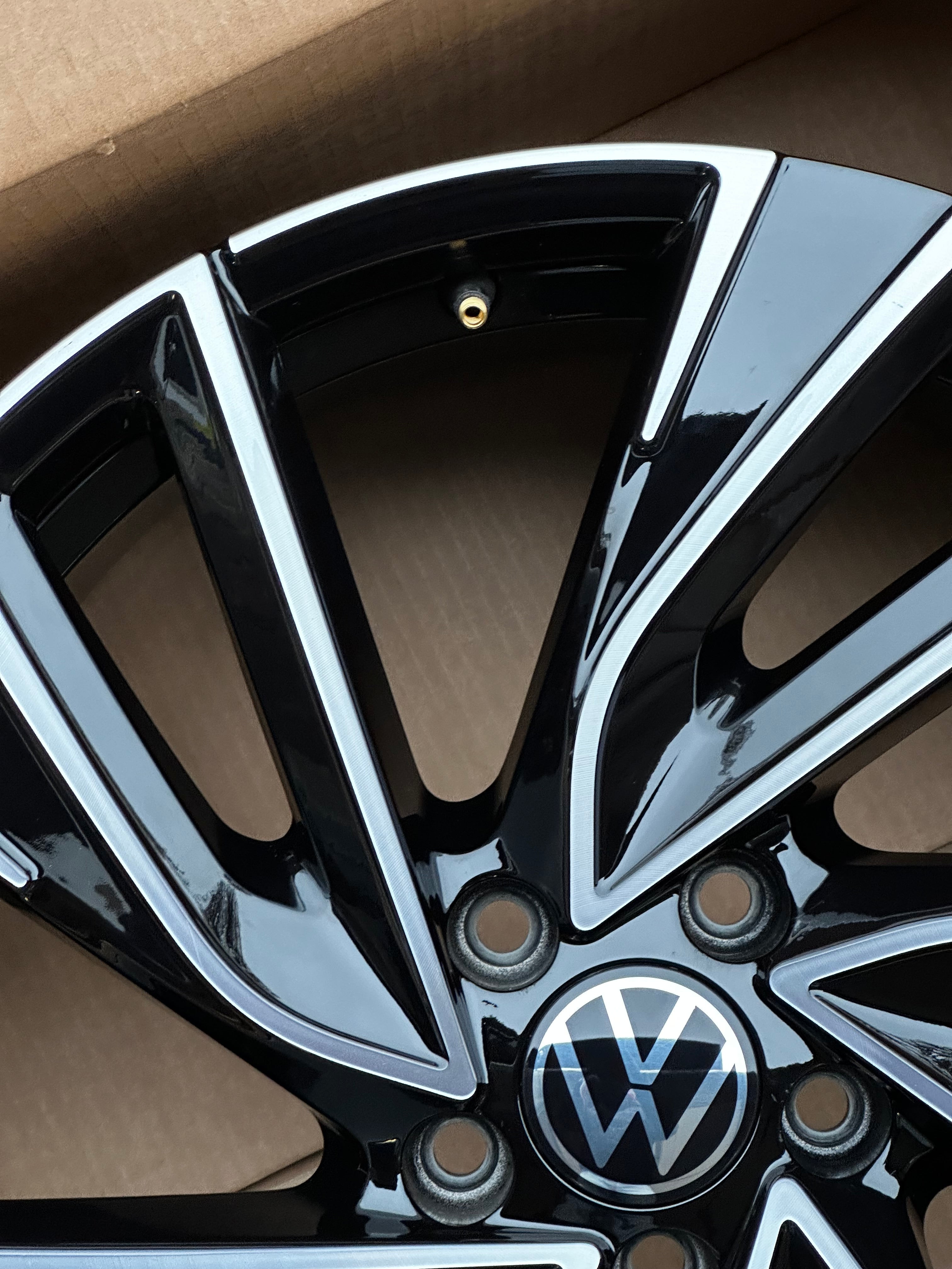 5H0601025R VW Golf 8 GTI Felge 8Jx19 ET50 Original | FK OEM Wheels