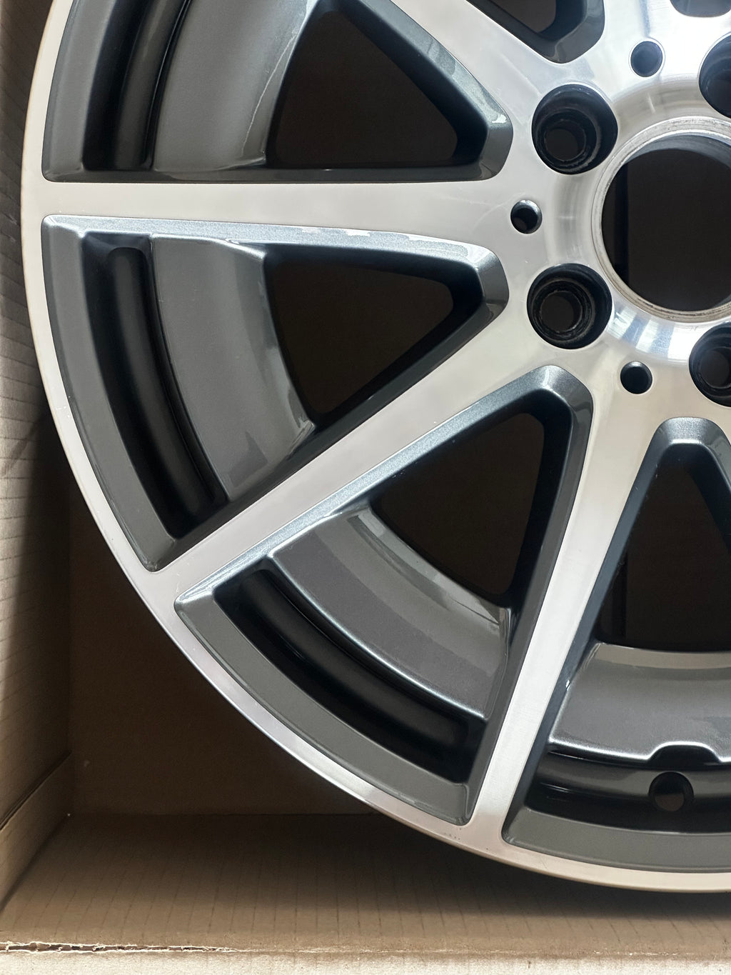1X C-Klasse C43 AMG Felge 18 Zoll W206 S206 A2064012100