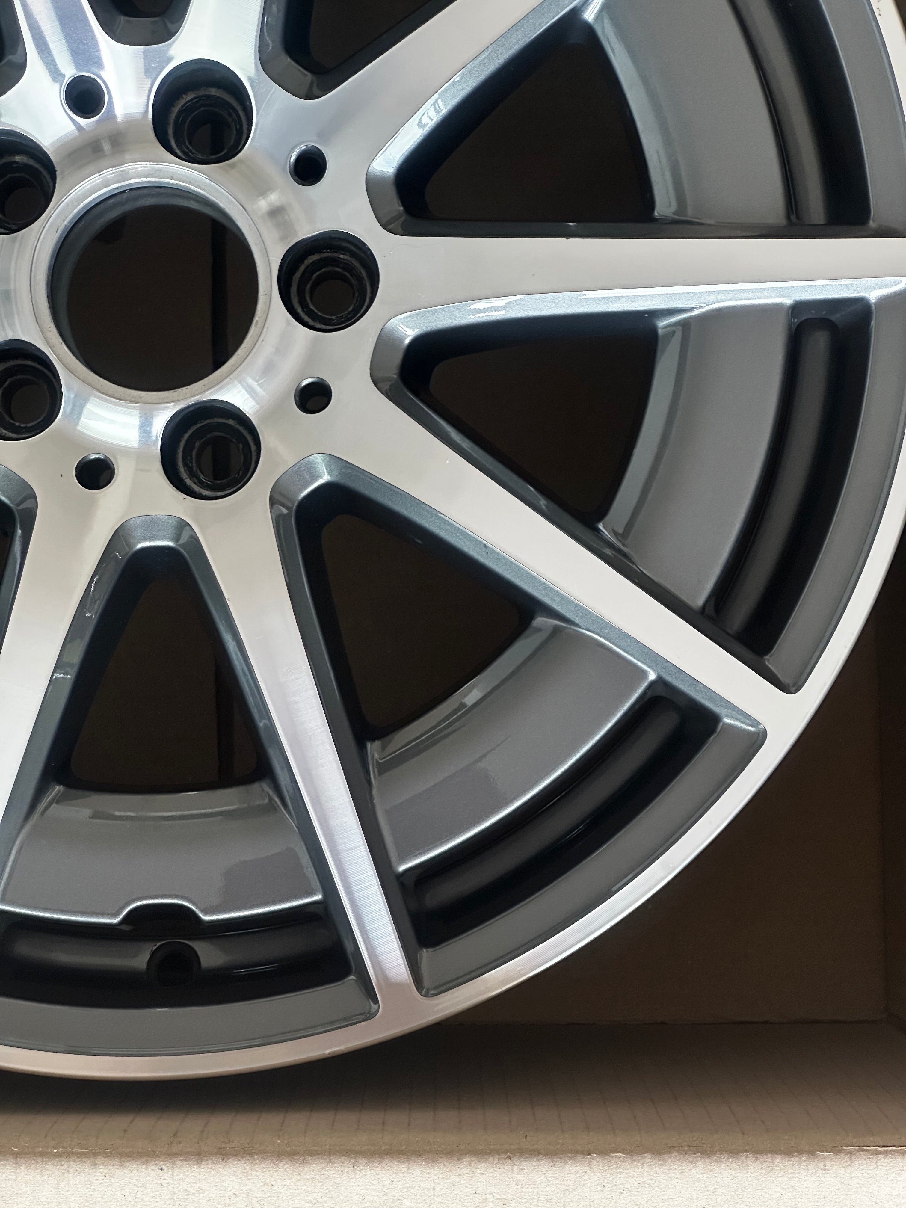 1X C-Klasse C43 AMG Felge 18 Zoll W206 S206 A2064012100