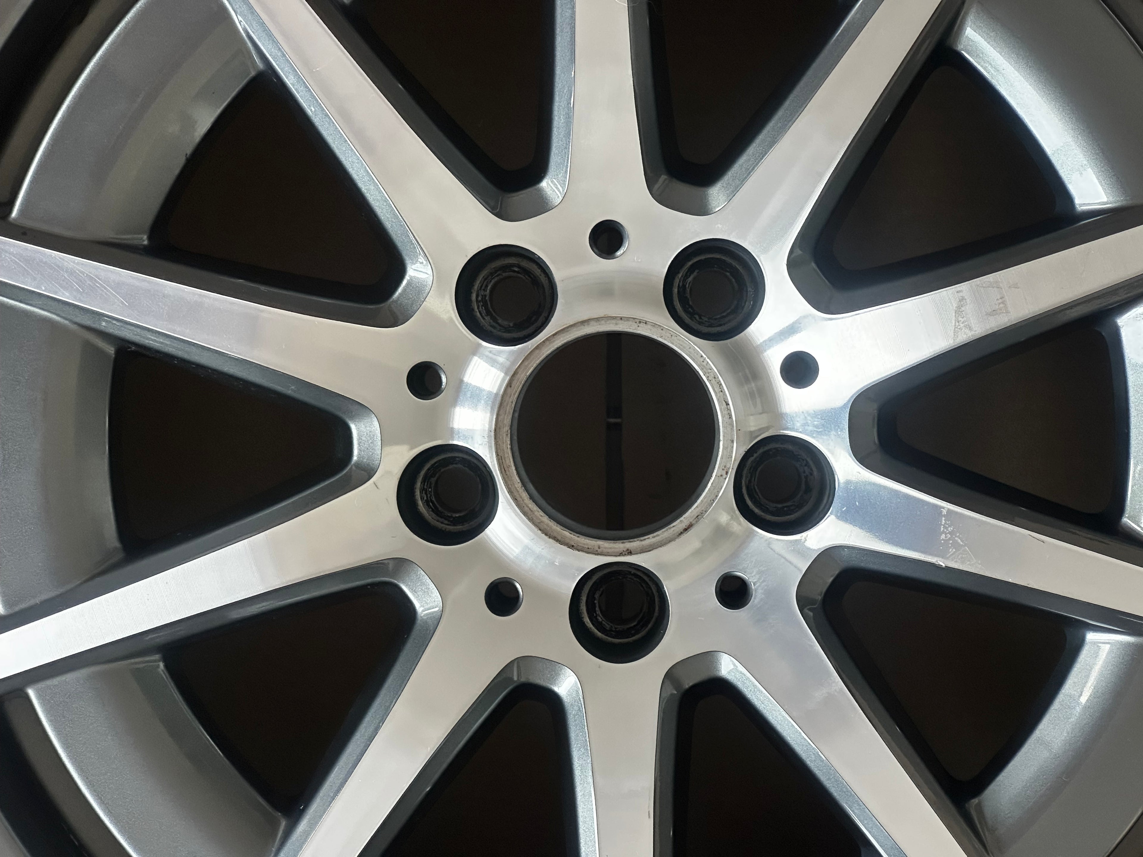 1X A2064012100 C-Klasse C43 AMG Felge 18 Zoll W206 S206