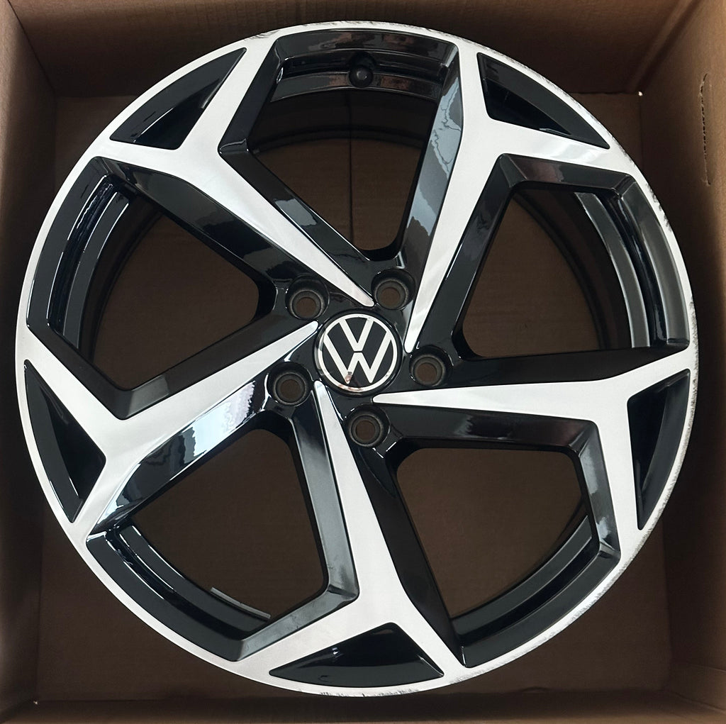 3G0601025BG VW Passat B8 Felge 18 Zoll Bonneville 8Jx18 ET44 Original