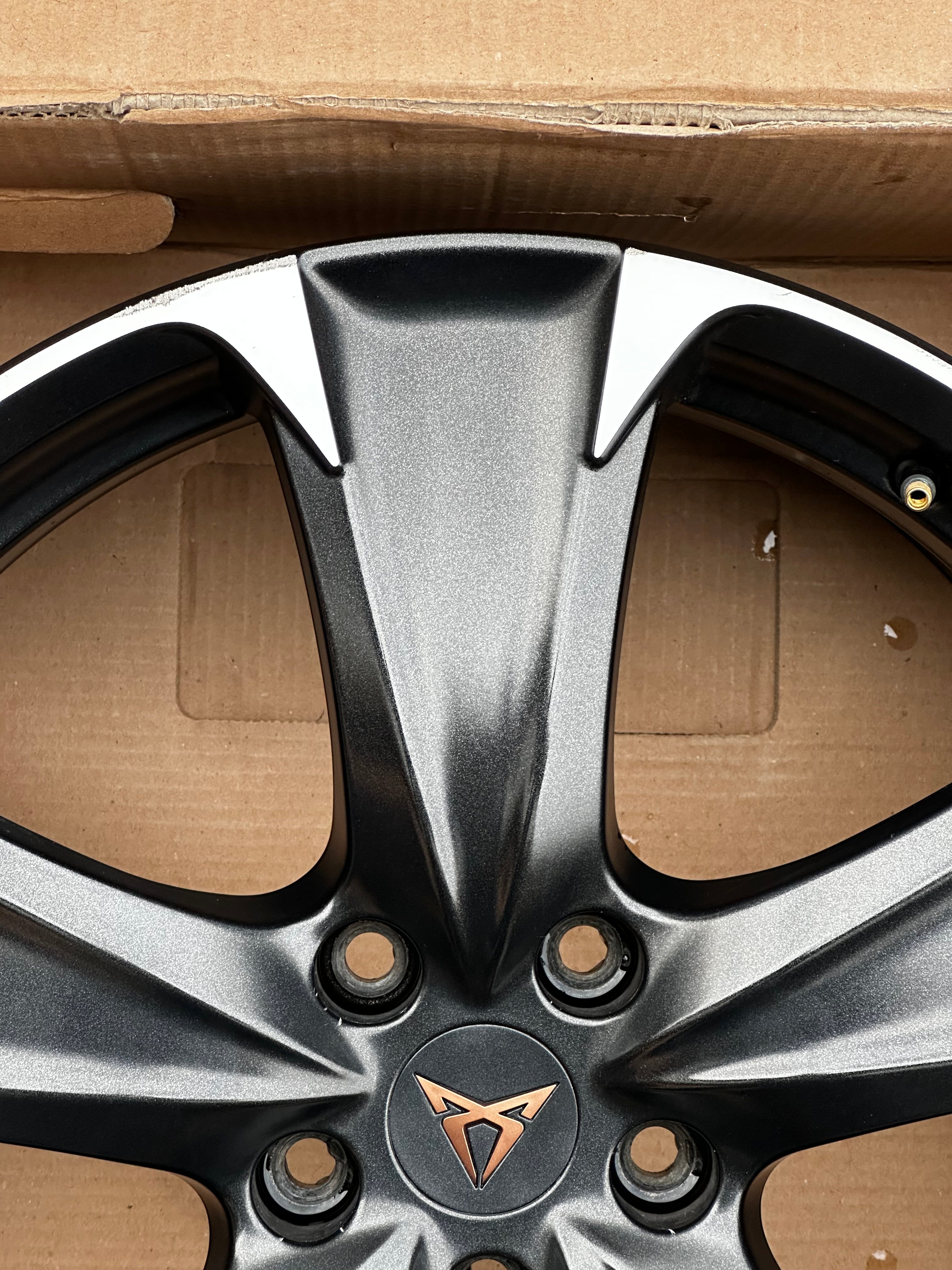 5FA601025F Original Seat Leon Cupra 5FA Alufelge 8Jx19 ET49 19 Zoll Einzelfelge