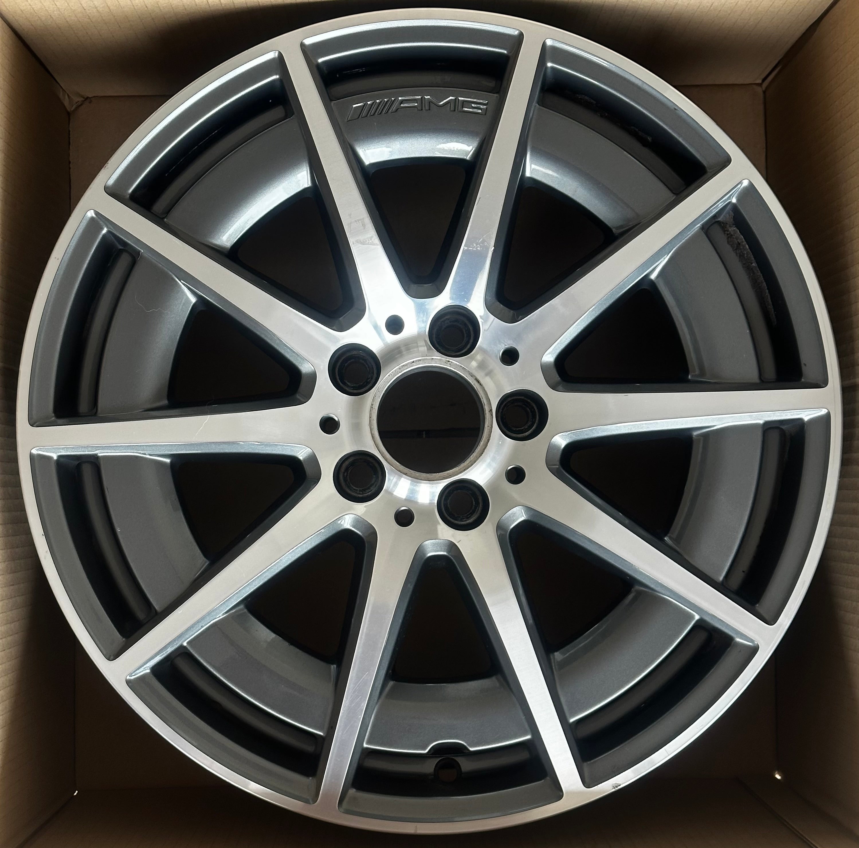 1X A2064012100 C-Klasse C43 AMG Felge 18 Zoll W206 S206
