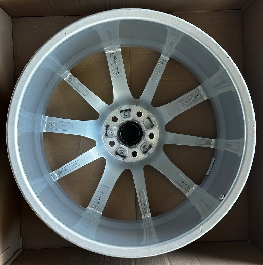 Audi RS6 RS7 C8 Original Felge 21 Zoll 4K0601025N 10,5J ET19