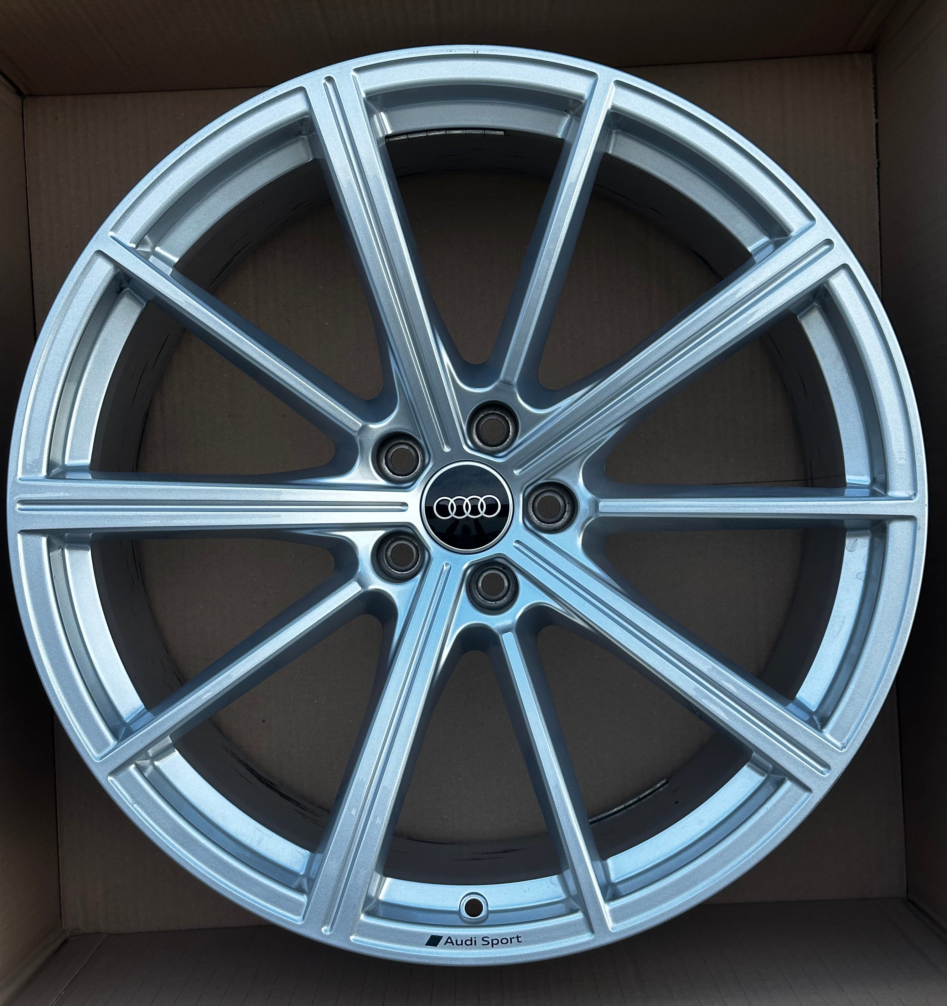 Audi RS6 RS7 C8 Original Felge 21 Zoll 4K0601025N 10,5J ET19
