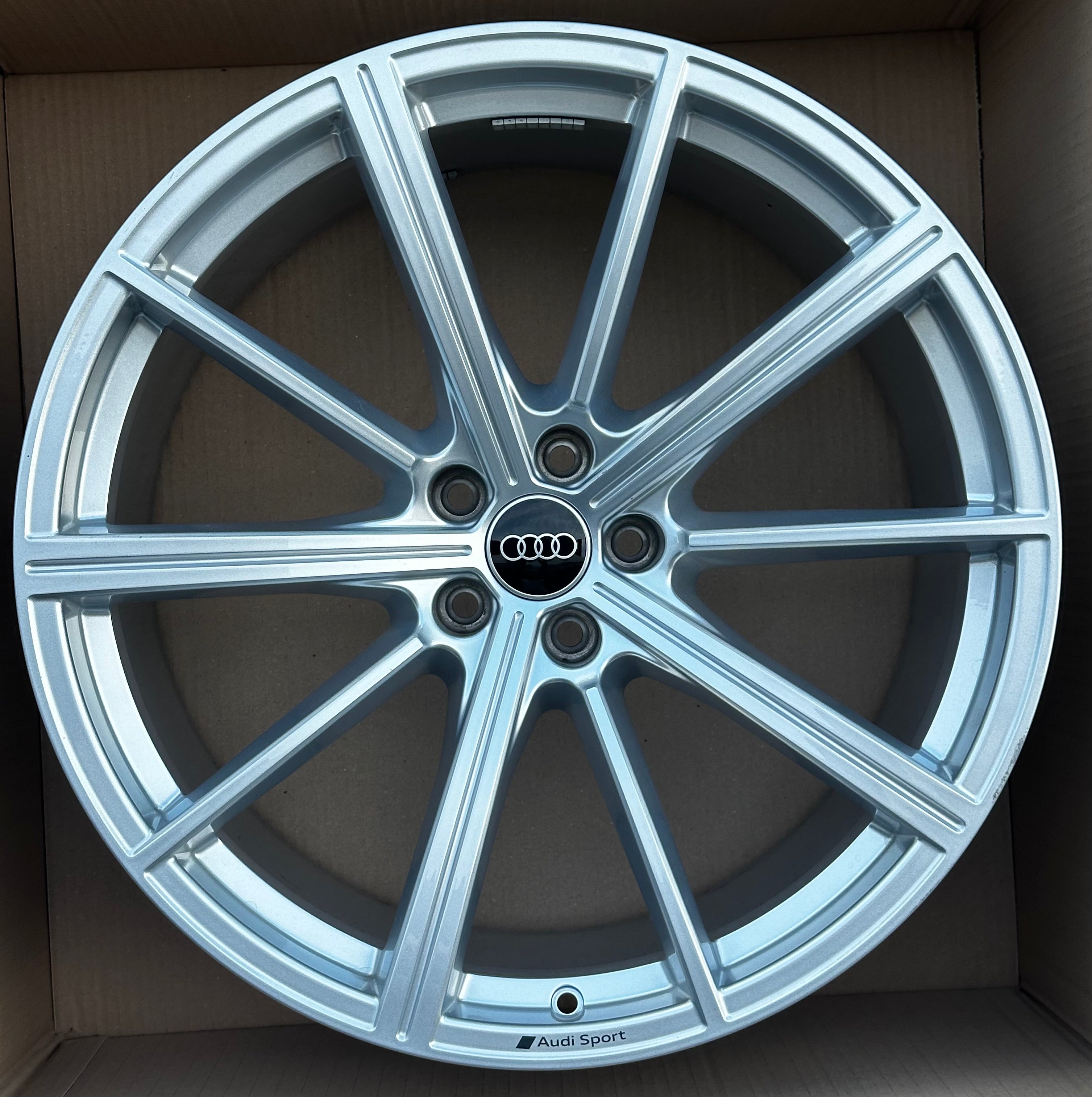 Audi RS6 RS7 C8 Original Felge 21 Zoll 4K0601025N 10,5J ET19