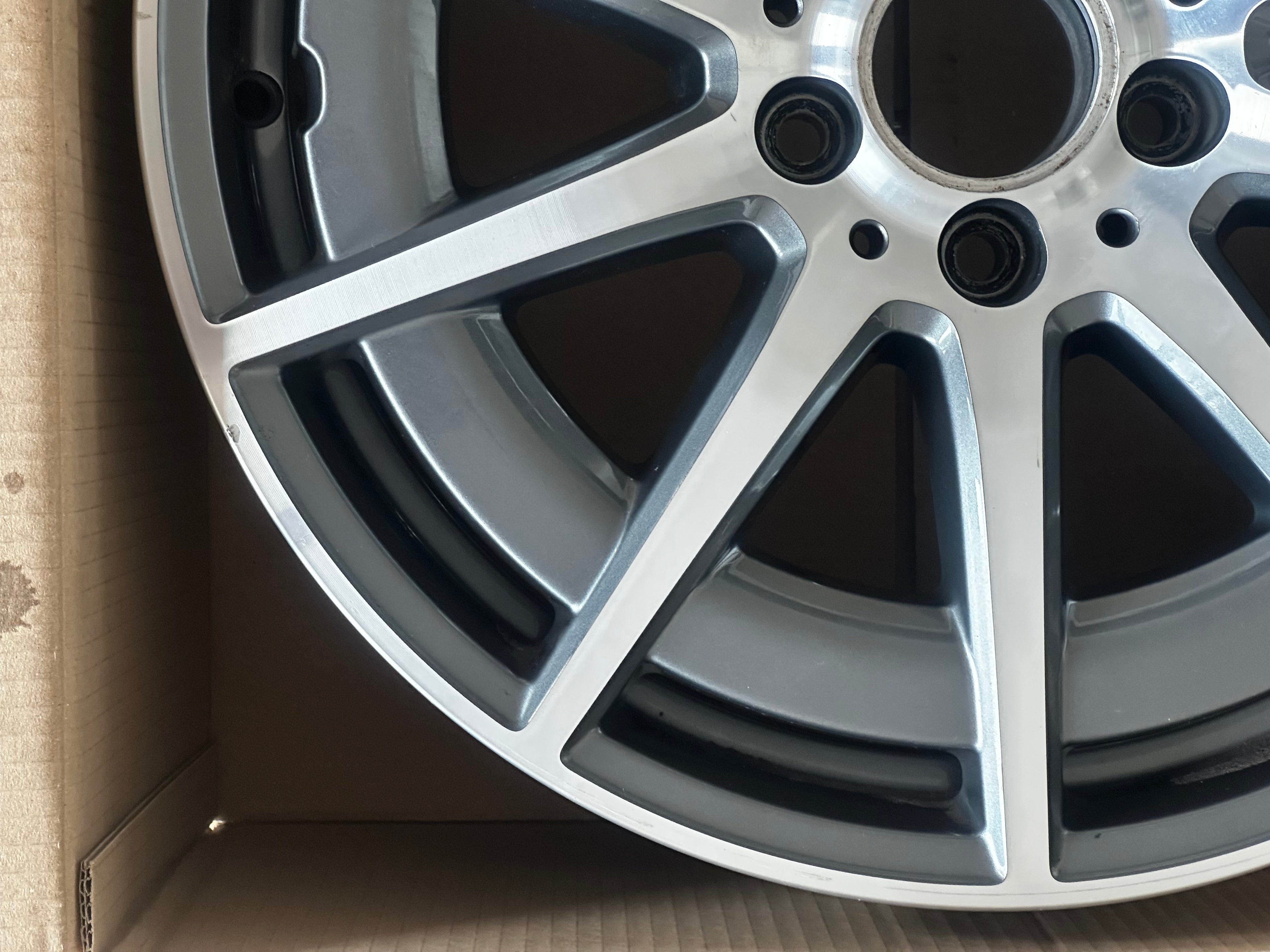 1X A2064012100 C-Klasse C43 AMG Felge 18 Zoll W206 S206