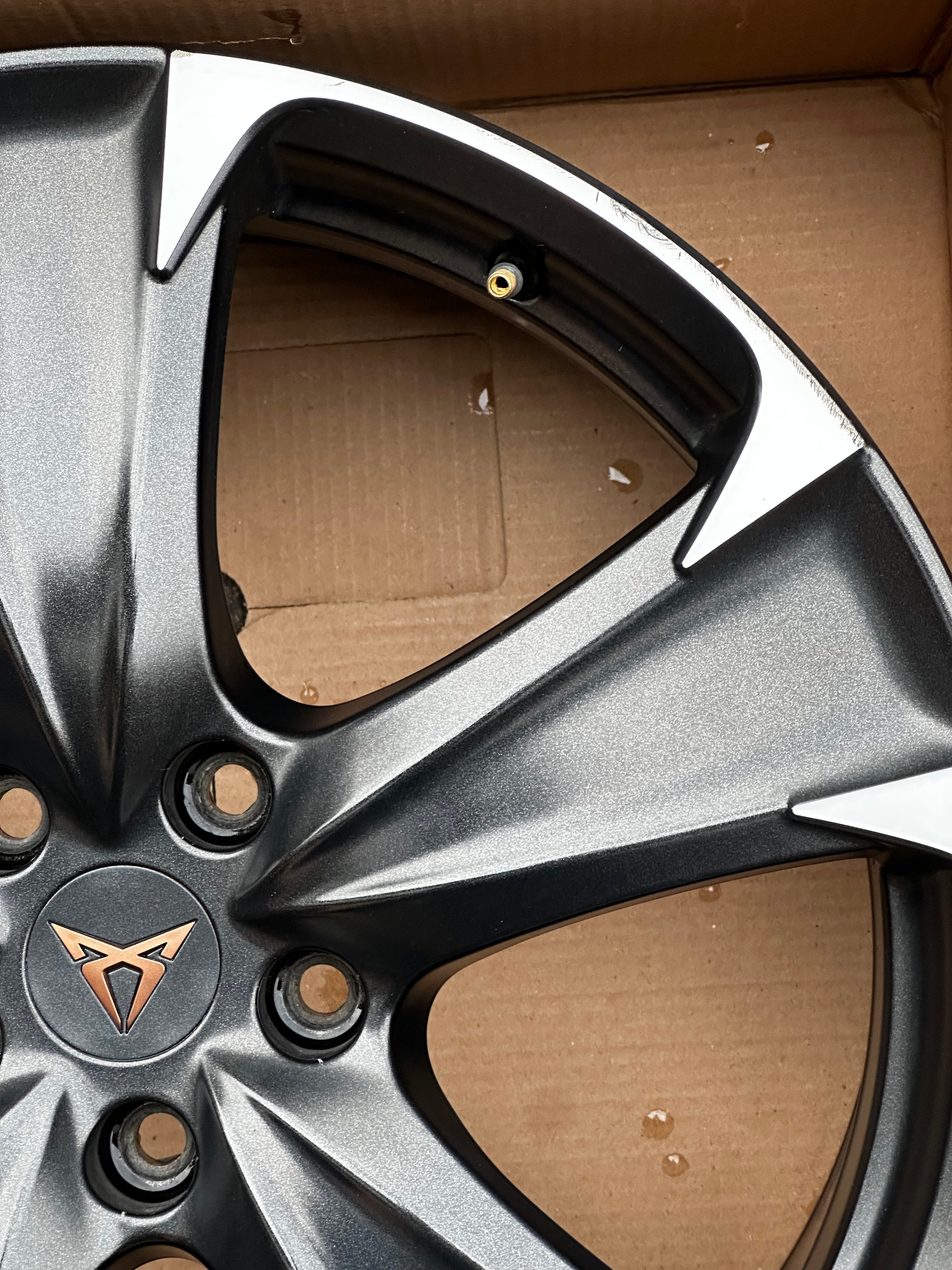 5FA601025F Original Seat Leon Cupra 5FA Alufelge 8Jx19 ET49 19 Zoll Einzelfelge