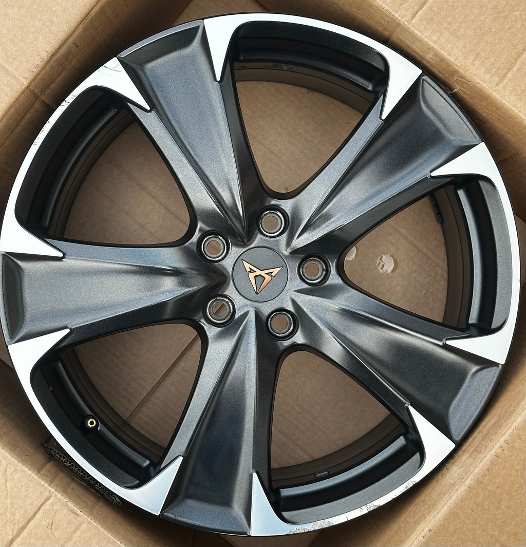 5FA601025F Original Seat Leon Cupra 5FA 19 Zoll 8Jx19 ET49 Alufelge