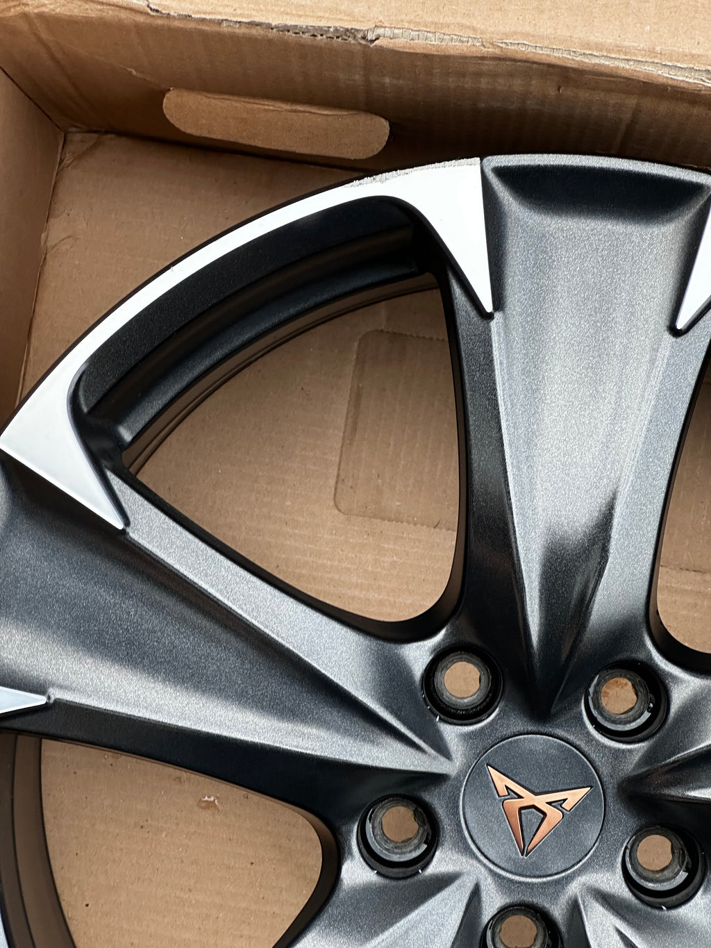 5FA601025F Original Seat Leon Cupra 5FA Alufelge 8Jx19 ET49 19 Zoll Einzelfelge