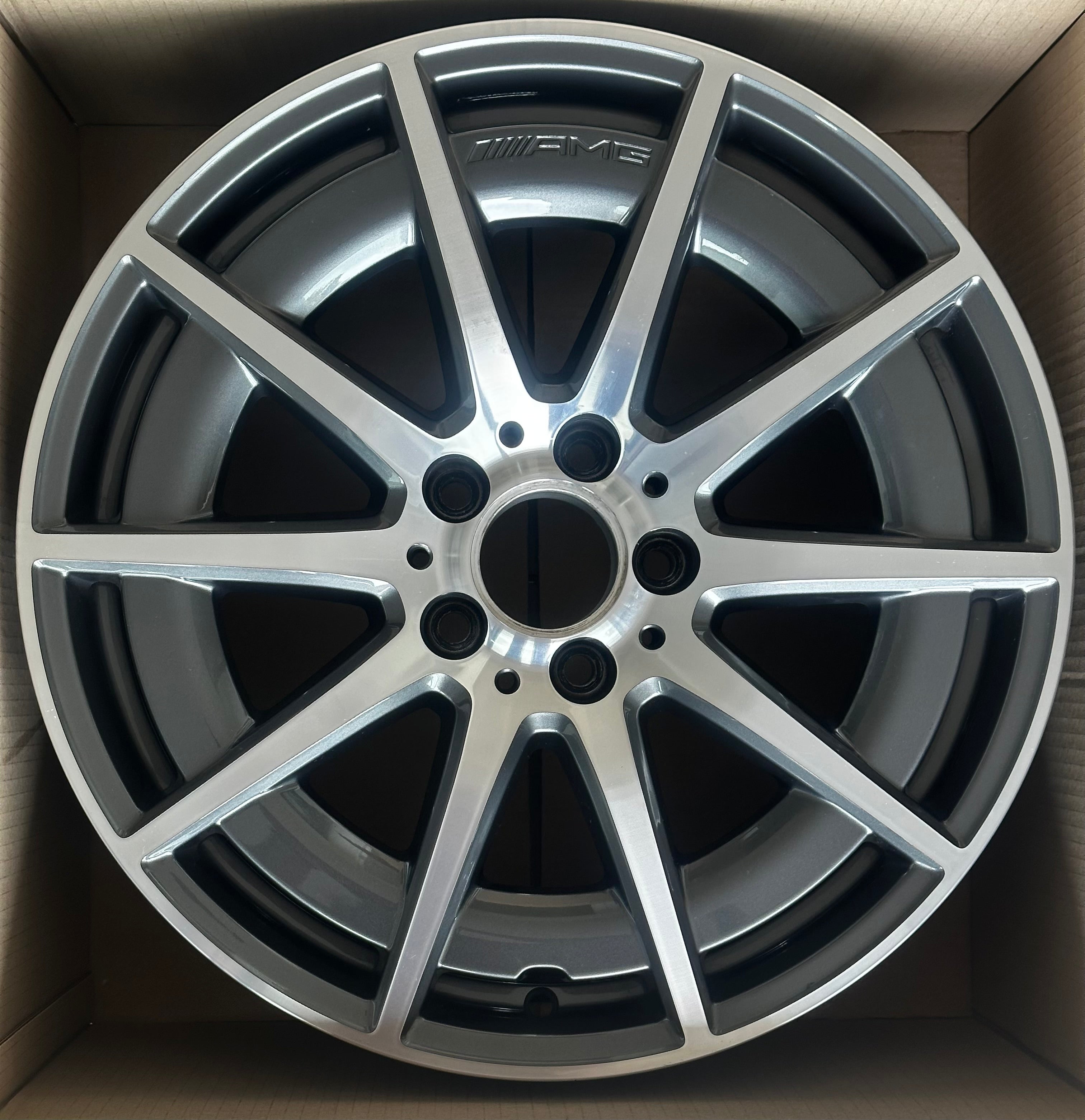1X C-Klasse C43 AMG Felge 18 Zoll W206 S206 A2064012100
