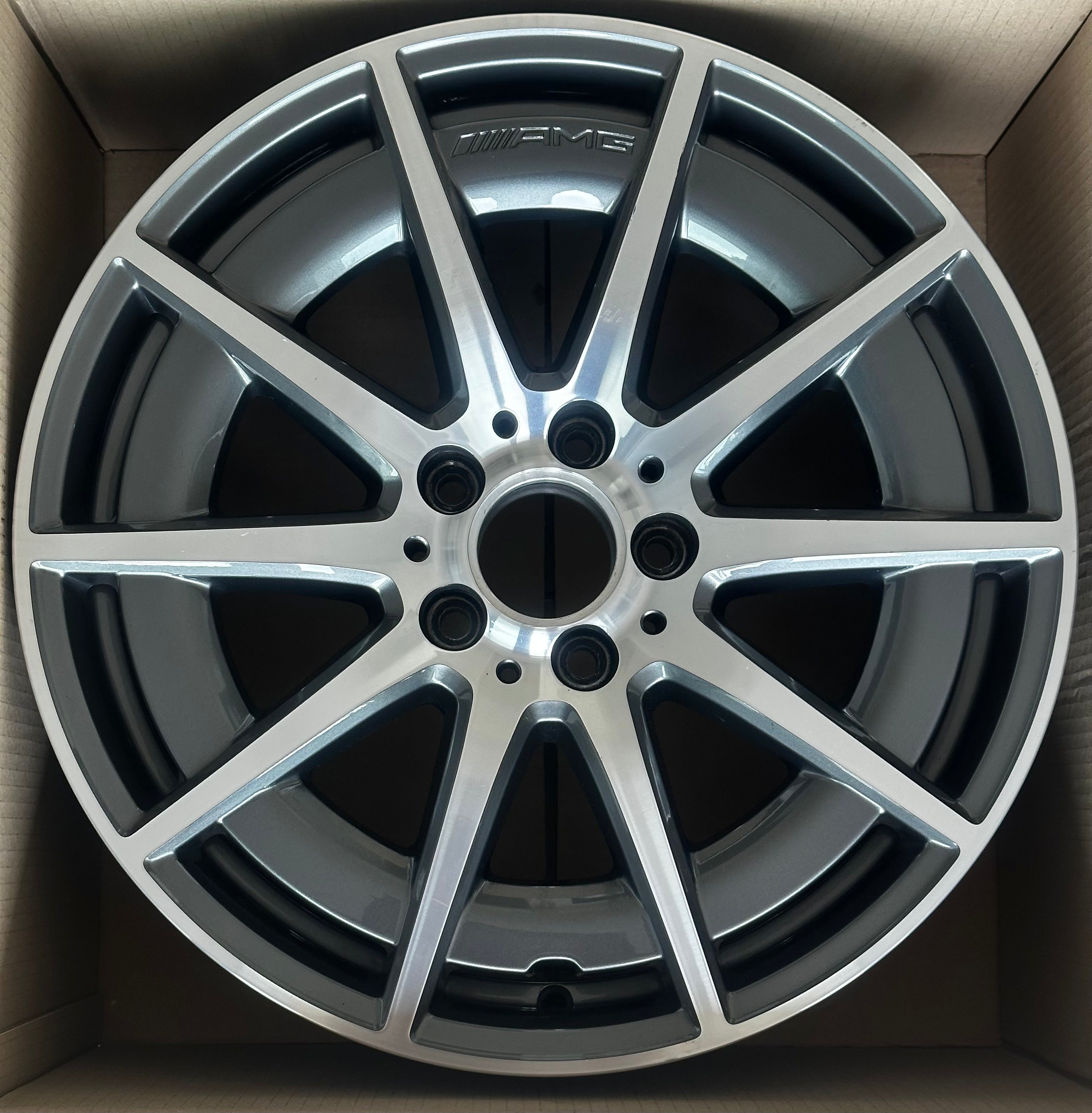 1X C-Klasse C43 AMG Felge 18 Zoll W206 S206 A2064012100