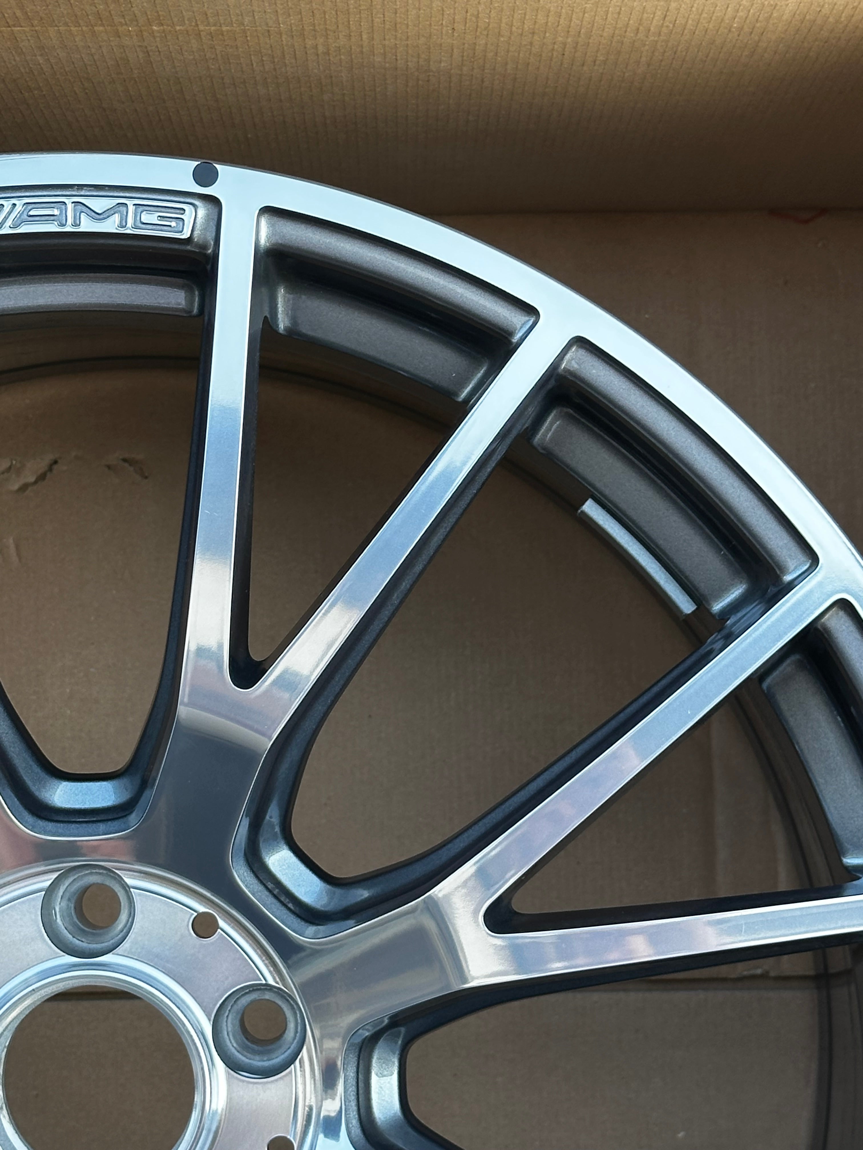 Mercedes Benz W214 E-Klasse AMG Alufelge 9,5x21 ET25.1 A2144011300 Original