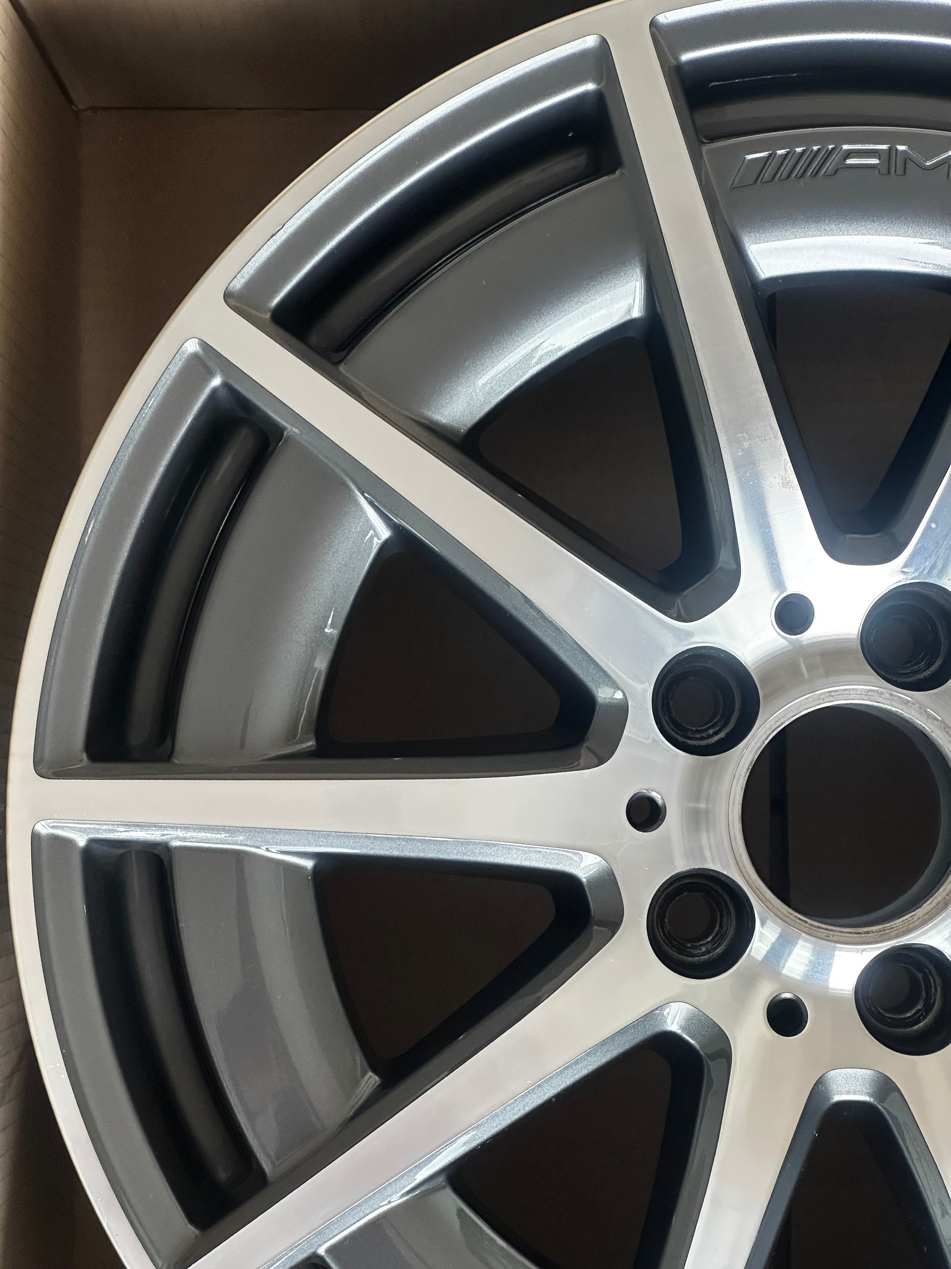1X C-Klasse C43 AMG Felge 18 Zoll W206 S206 A2064012100