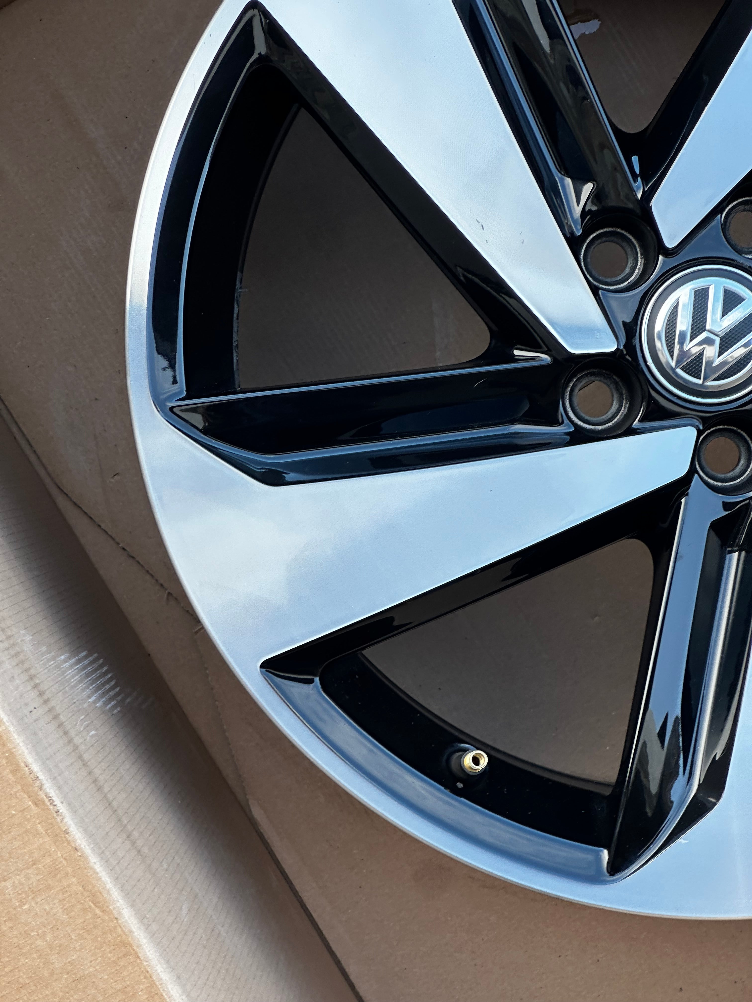 2G0601025AB Original VW Polo GTI Milton Keynes Alufelge 7,5Jx17 ET51 17 Zoll Einzelfelge