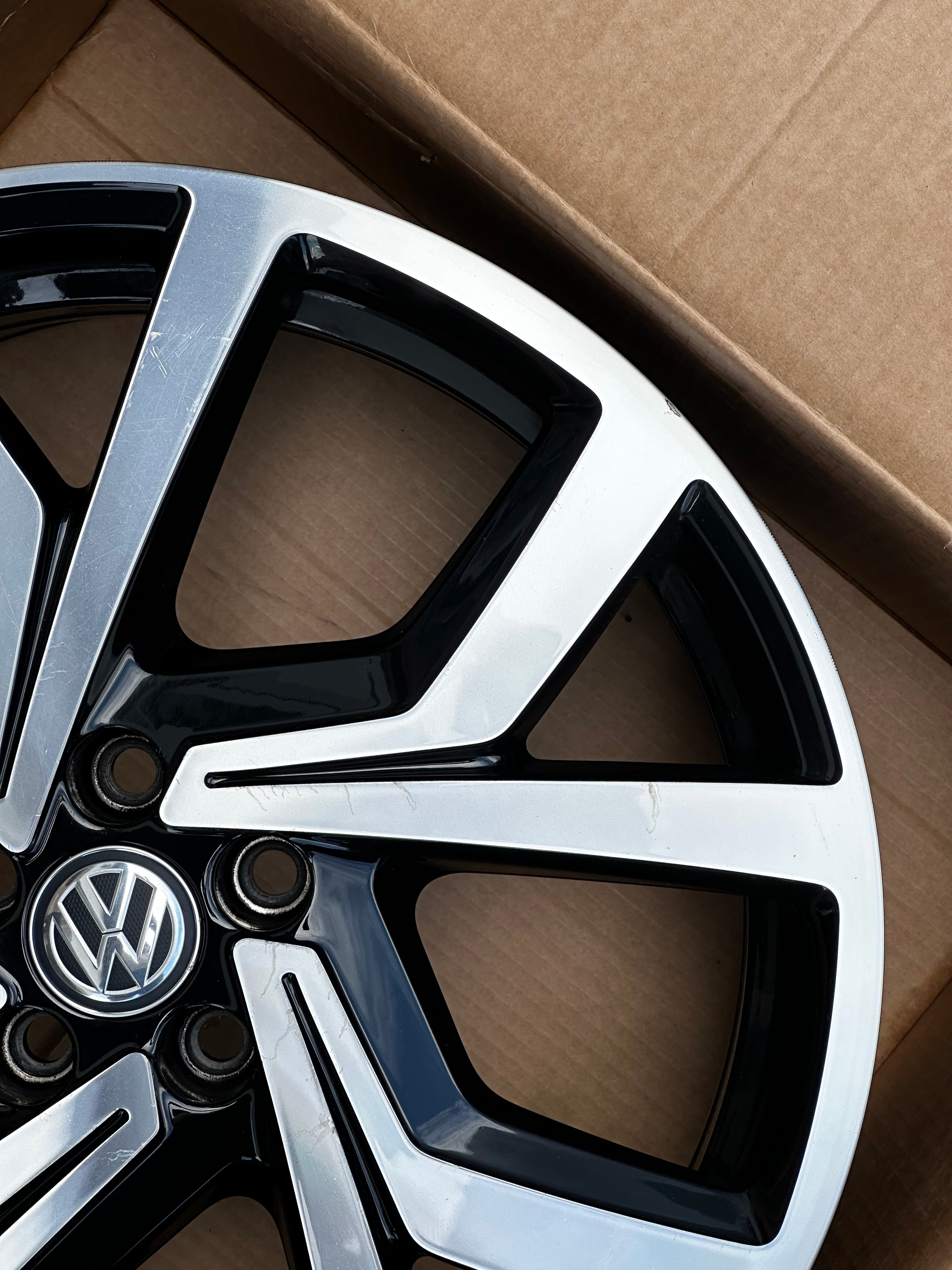 Original VW Alufelge „Brescia“ Polo GTI Felge Teilenummer 2G0601025AC