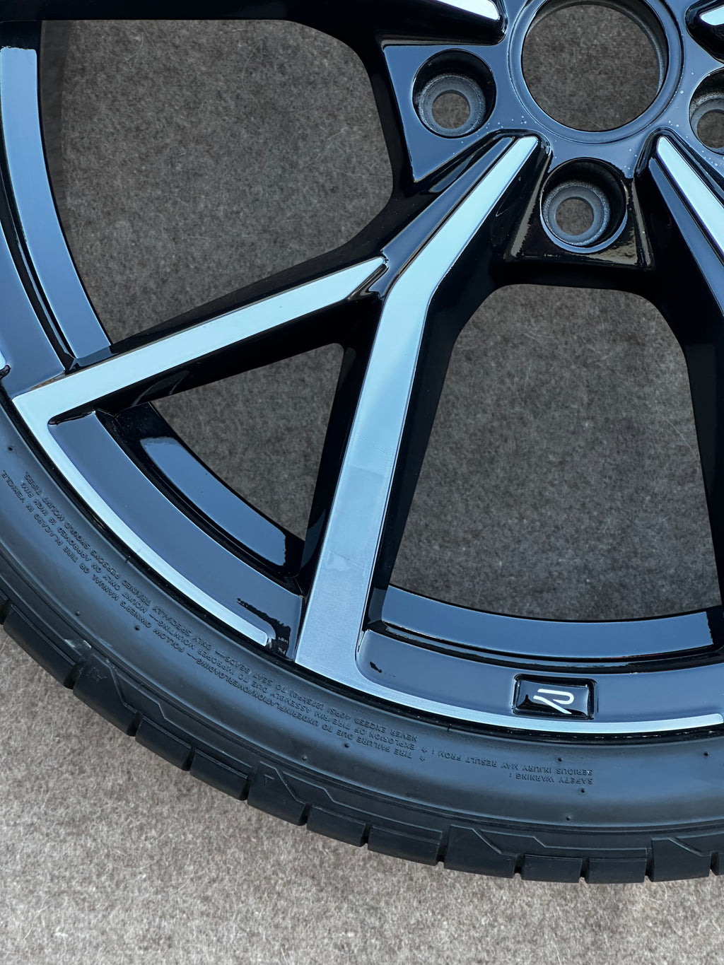 1X 5H0601025S /AD Original VW Golf 8 VIII GTI R 19 Zoll Estoril Komplettrad Sommerreifen Hankook 235/35 R19