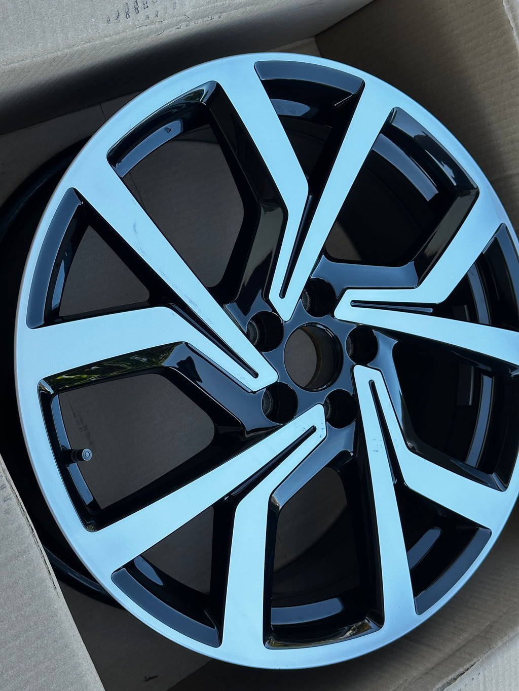 1X 2G0601025AC Original VW Polo GTI Brescia Alufelge 7,5Jx18 ET51 18 Zoll Einzelfelge