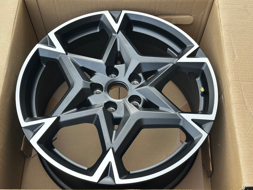 Original Seat Leon Cupra VZ 19 Zoll Alufelge 8Jx19 ET49 5FA601025AE Neuwertig