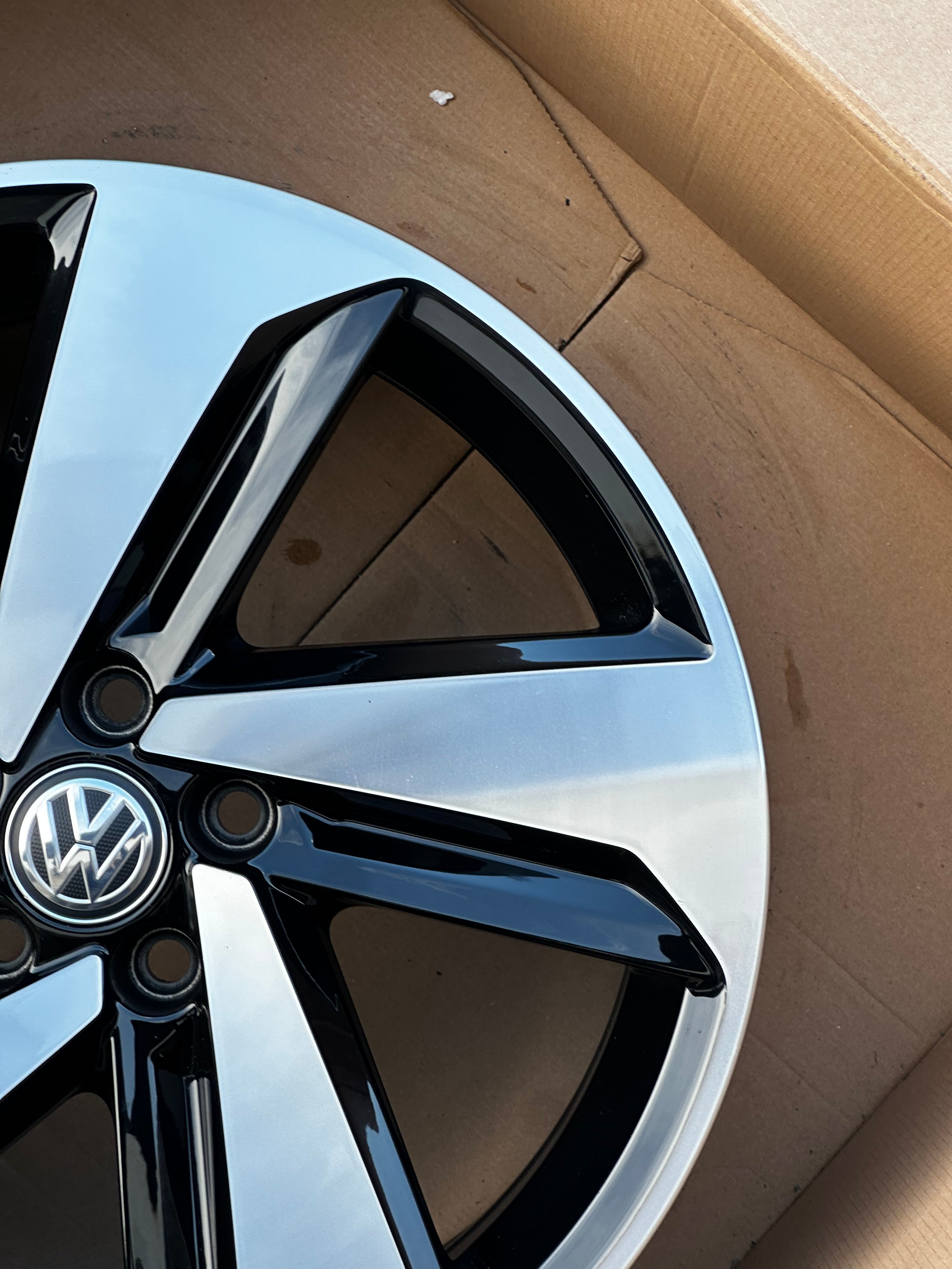 2G0601025AB Original VW Polo GTI Milton Keynes Alufelge 7,5Jx17 ET51 17 Zoll Einzelfelge
